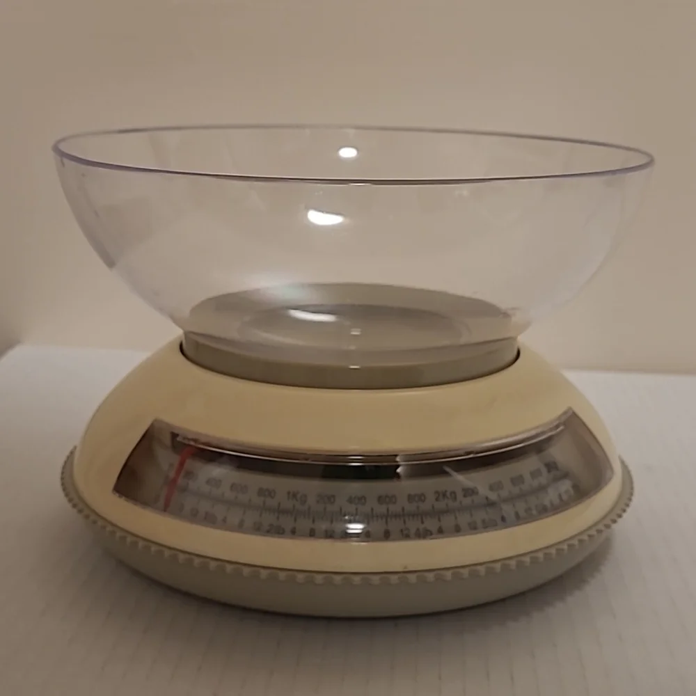 Retro Kitchen Scale - Picture 15 of 16